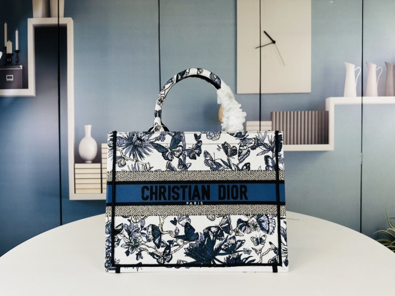 Dior Shopping Bags